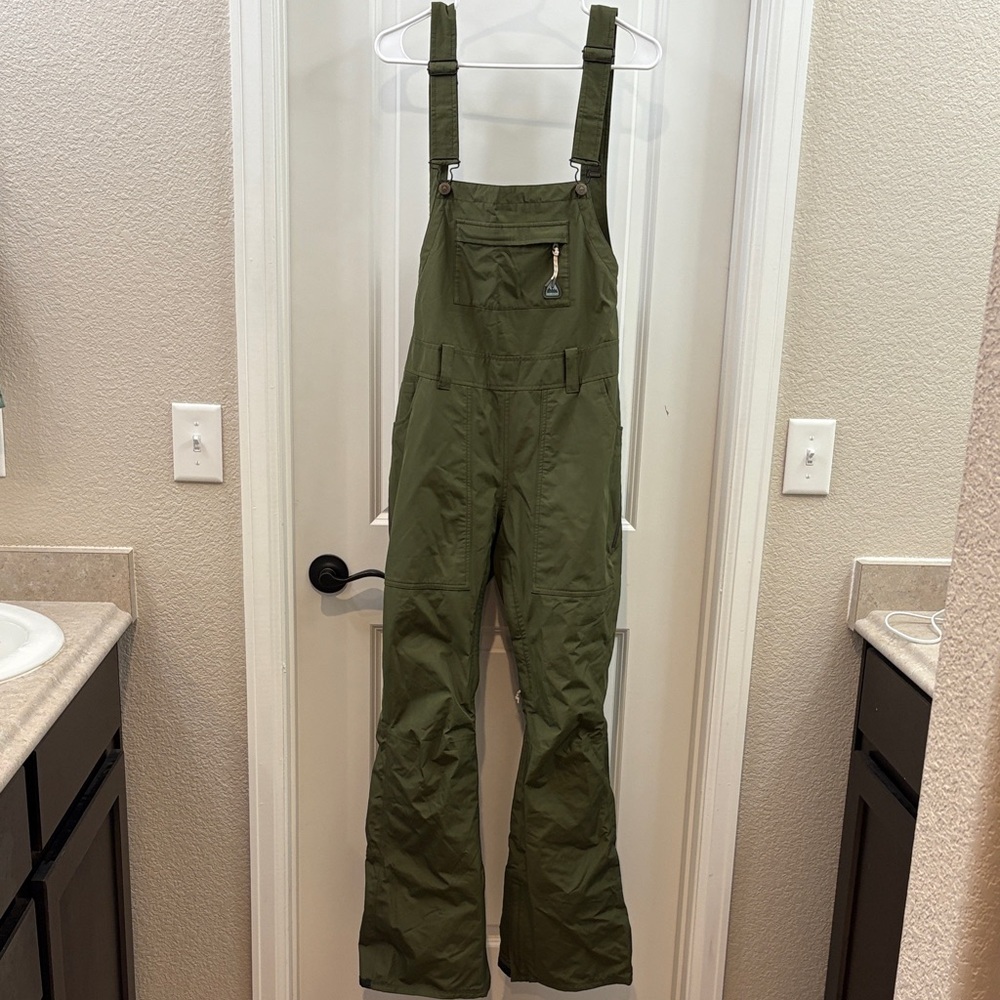 Burton GORE-TEX Bib Pants Women's Overalls (Now discontinued)